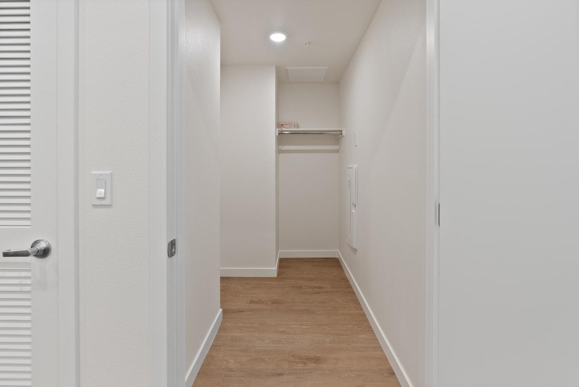 Bright Studio On Sunset Blvd, Free Parking, Gym, And Pool ロサンゼルス エクステリア 写真